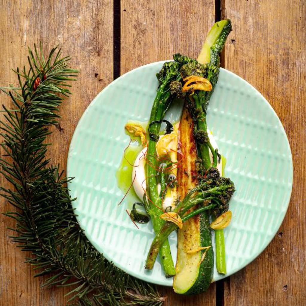 Ateljé Sami Tallberg x Söderlångvik food on a plate