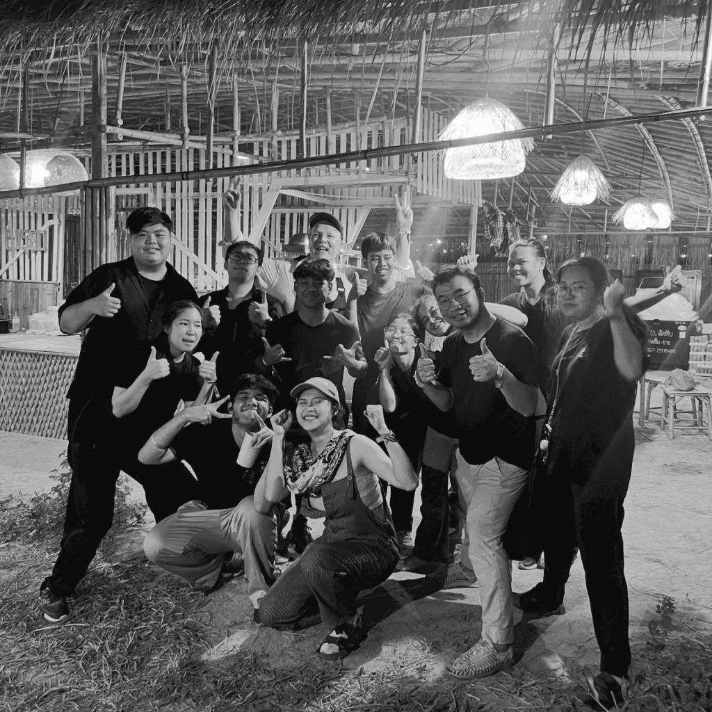 Sami Tallberg pop up dinner crew at Wonderfuit festival in Thailand